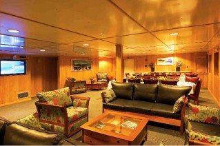 ISLAND PASSAGE -  Salon